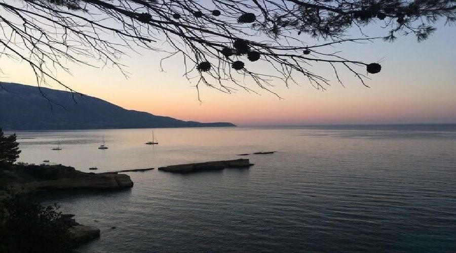 2nqXYhfn A perfect view for a perfect retreat