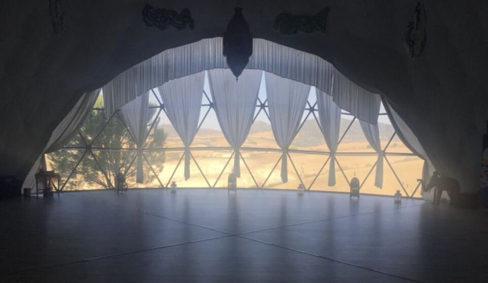 Screen Shot 2022-02-16 at 2.29.06 PM A relaxing room for a great workshop