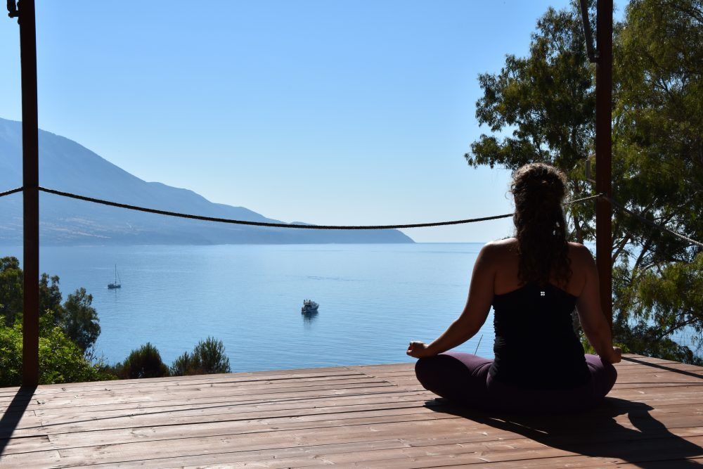 Kef-deck-Dory-1000×667 Practicing yoga with a nice ocean view